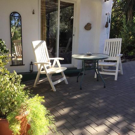 Finca El Rio, The Studio Self Catering With Pool And Hydrotherapy Jacuzzi Set In Beautiful Gardens, Guaro Dış mekan fotoğraf